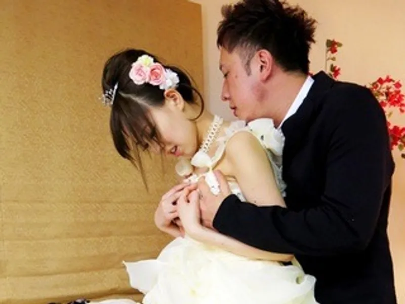 Cô dâu bị sếp cưỡng bức trong đêm trước ngày cưới